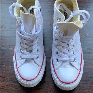 Wedged chuck Taylor all star